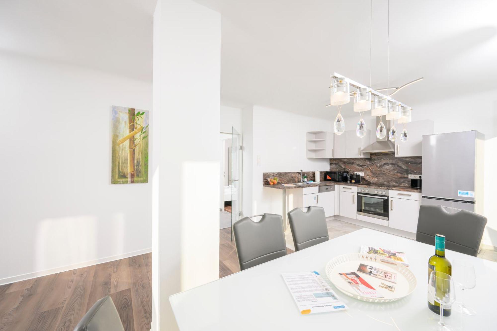 Central Hub Close To Main Station By Jr City Apartments Вена Номер фото